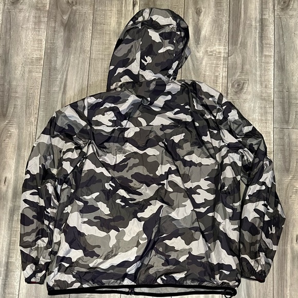 CAMO TOMMY HILFIGER WIND BREAKER JACKET - Picture 2 of 4